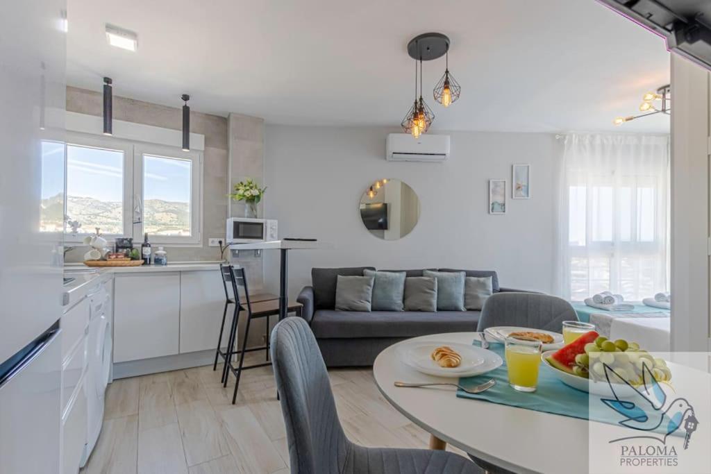 Wonderful Studio Apartment On The Beachfront 贝纳尔马德纳 外观 照片